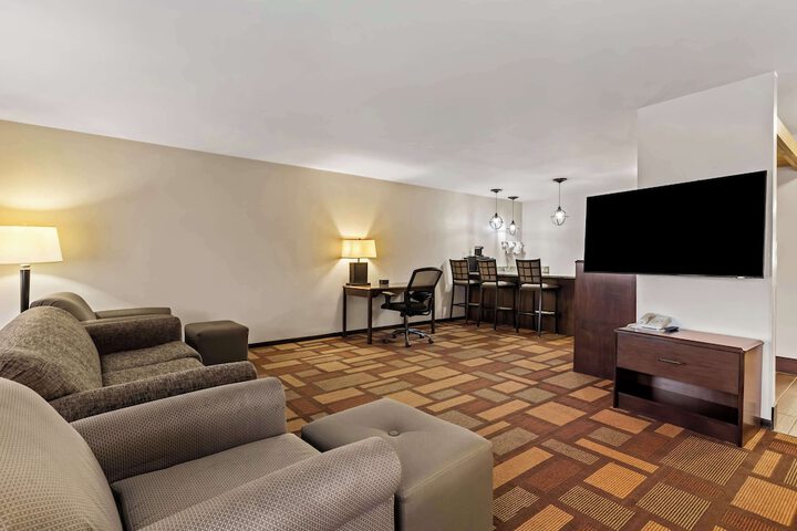 Room 40 of 57