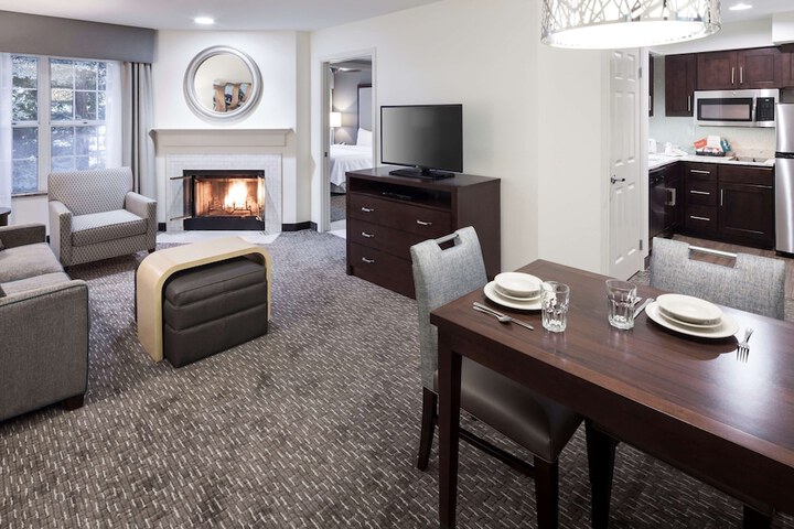 Room 14 of 26