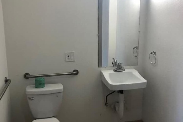 Room 4 of 21