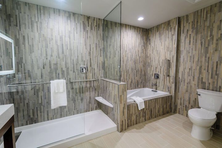 Courtyard by Marriott Lake Jackson
