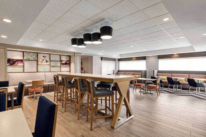 Hampton Inn Waynesboro / Stuarts Draft