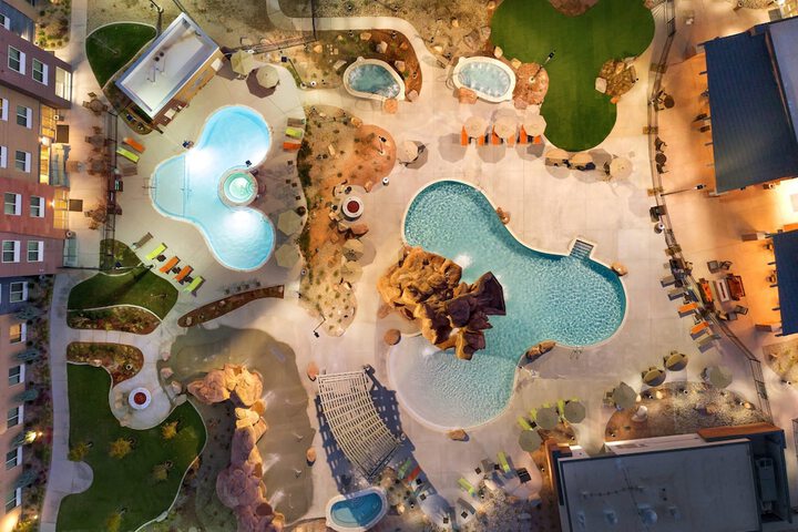 Pool 11 of 53
