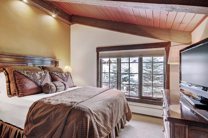 The Lodge at Vail a RockResort by Vail Resorts