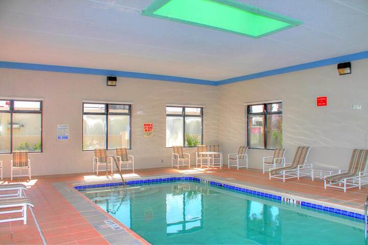 Pool 2 of 18