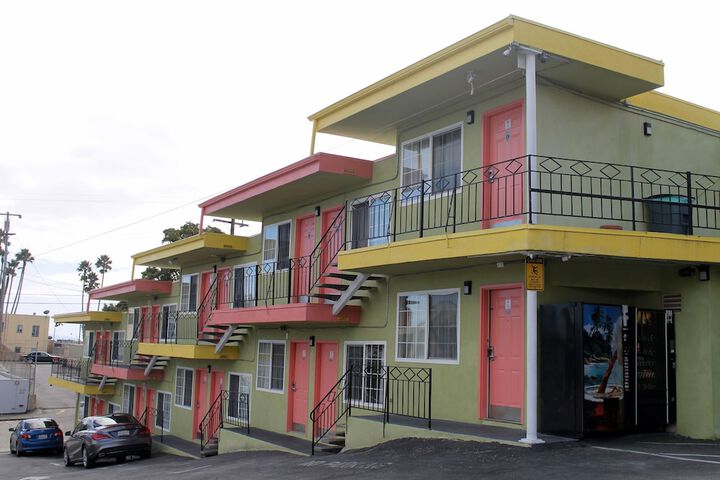 Hotel 6 of 78