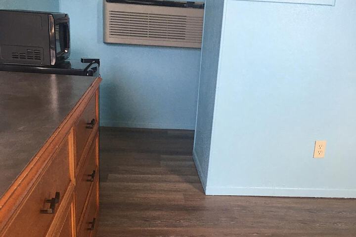 Room 9 of 29