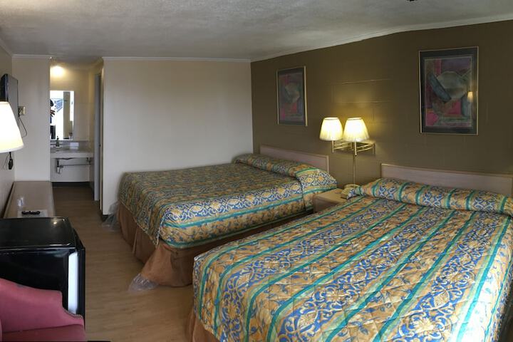 Room 31 of 38