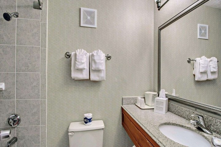 Room 30 of 50