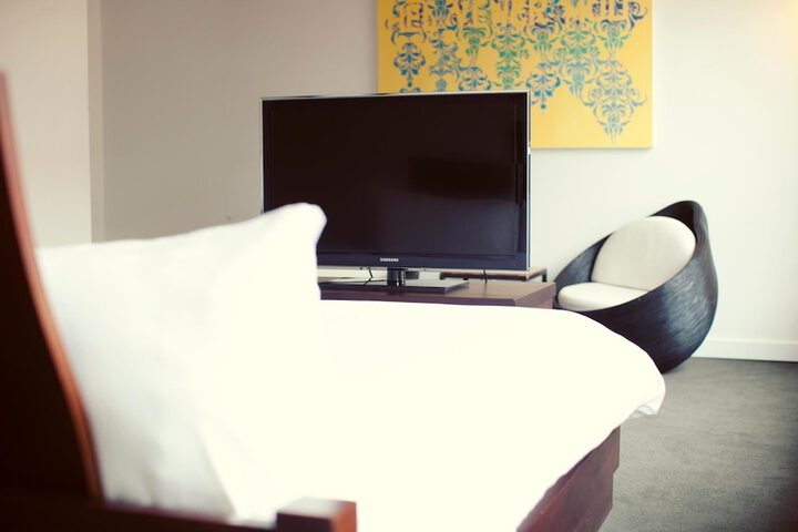 Room 9 of 54