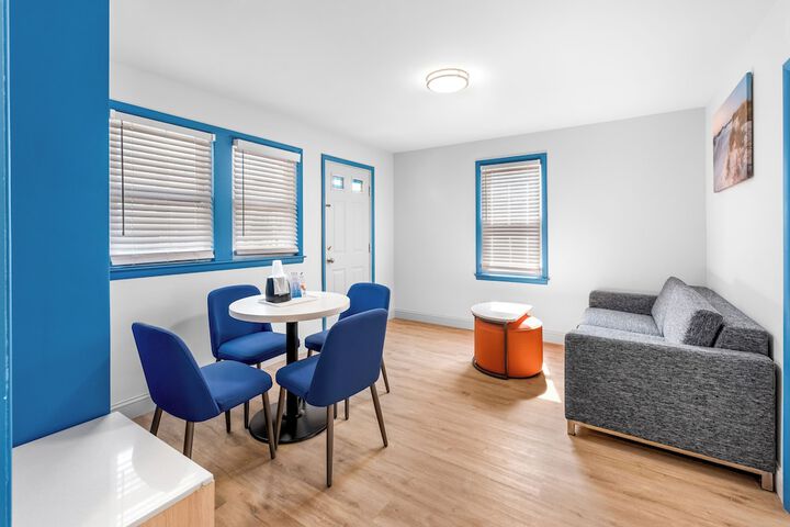 Buttercup Suites