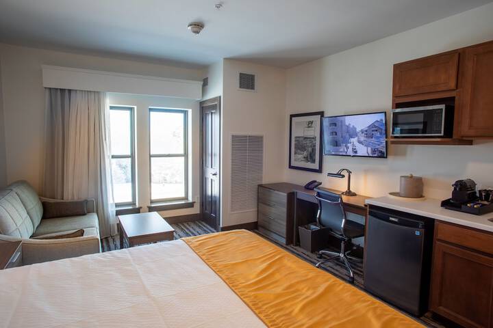 Room 56 of 84