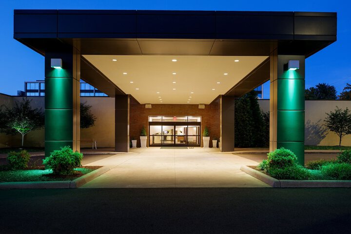 Hotel 2 of 56