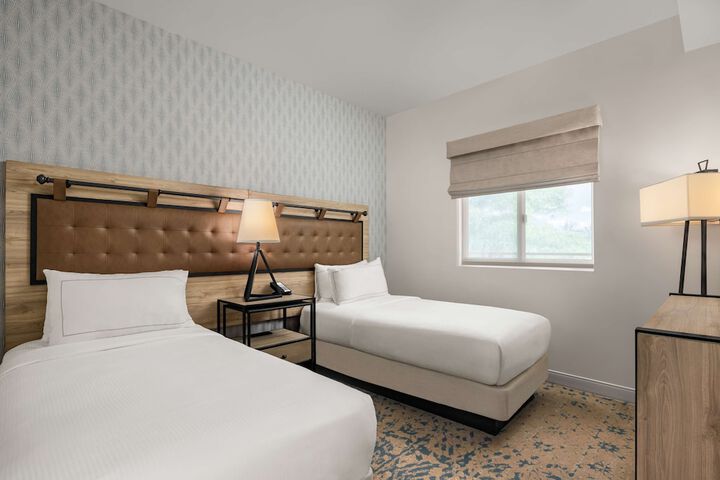 Room 52 of 116