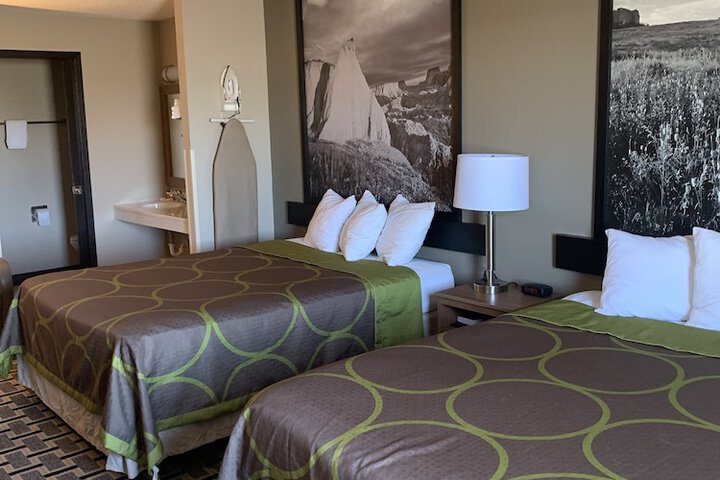 Room 21 of 60