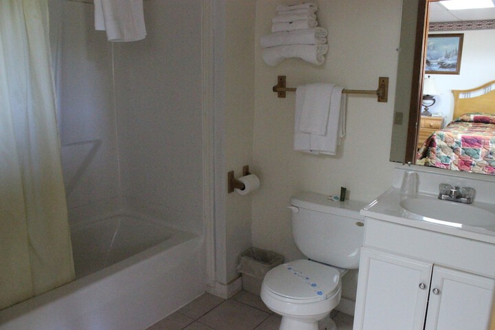 Room 16 of 42