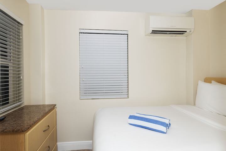 Room 34 of 61
