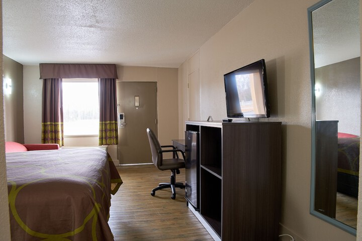 Room 28 of 45