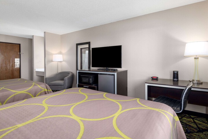 Room 35 of 44