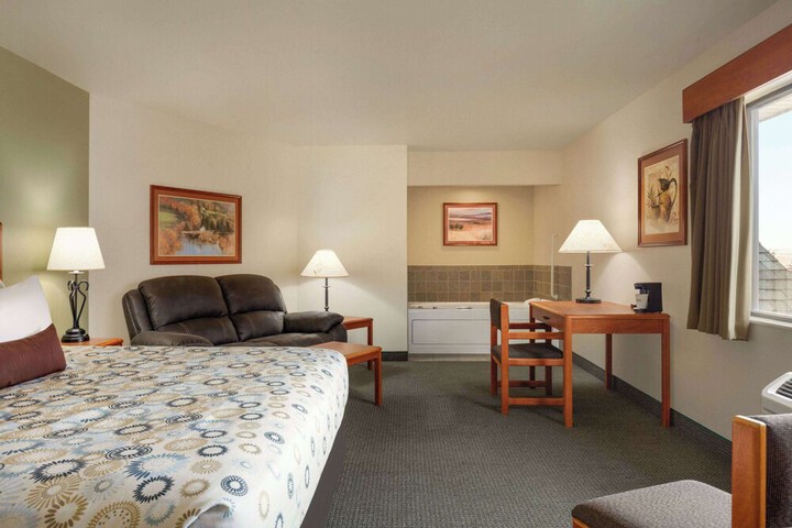 AmericInn by Wyndham Havre