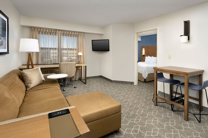 Room 18 of 29