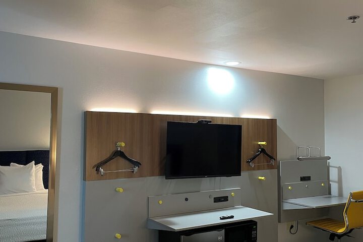Microtel Inn & Suites by Wyndham Baton Rouge Airport