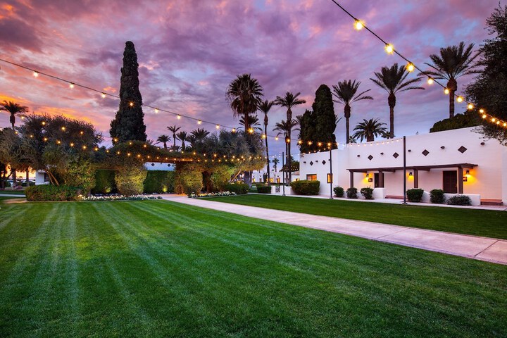 Hotel 5 of 142