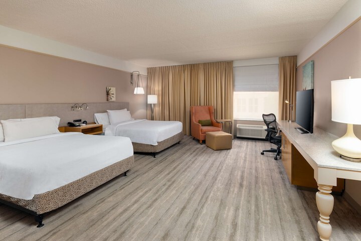 Room 16 of 33