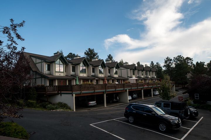 Hotel 8 of 242