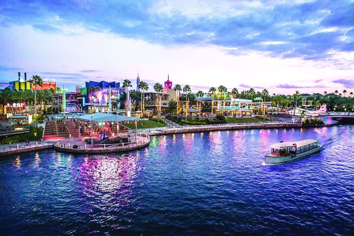 Universals Loews Sapphire Falls Resort