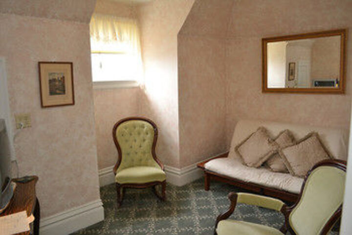 The Grand Anne Bed & Breakfast