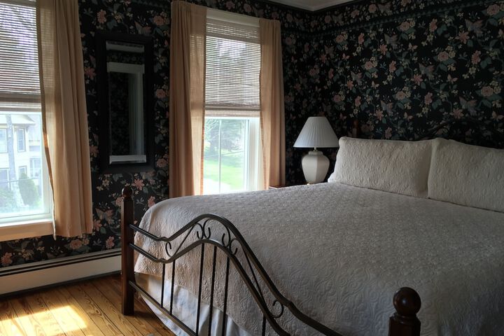Room 21 of 41