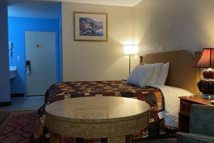Room 17 of 22