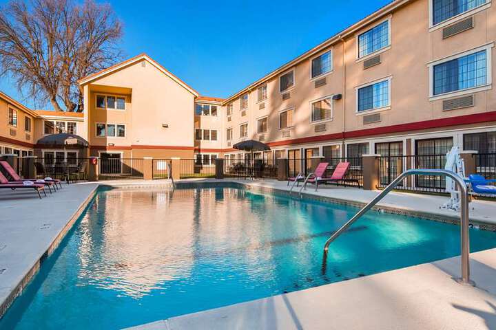 Colony Inn (formerly Best Western PLUS Colony Inn)
