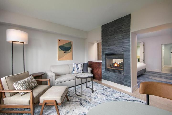 The Westin Sacramento Riverfront Hotel & Spa