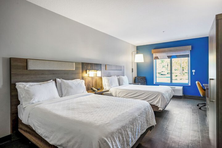 Holiday Inn Express & Suites Jacksonville - Atlantic Beach by IHG