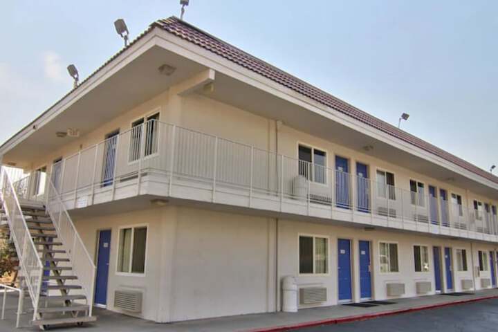 Hotel 2 of 35