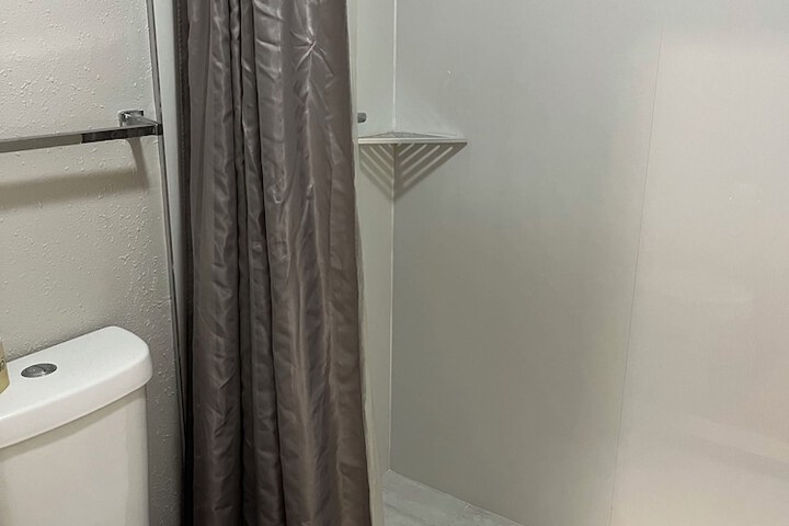 Room 12 of 22