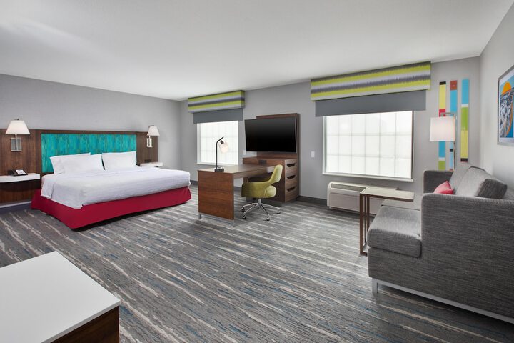 Hampton Inn & Suites St. Cloud MN