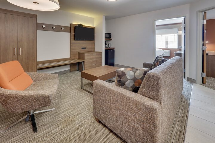 Holiday Inn Express Hotel & Suites Scottsbluff-Gering by IHG