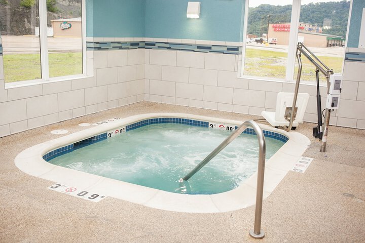 Pool 5 of 43