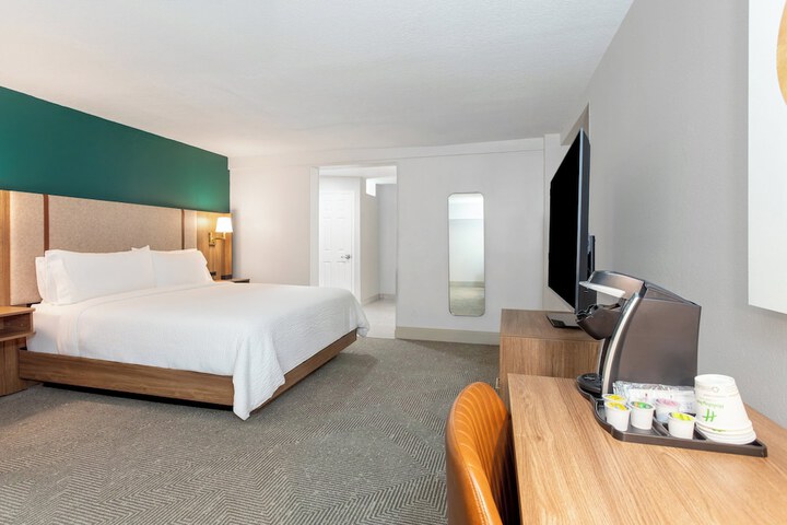 Holiday Inn & Suites Daytona Beach on the Ocean by IHG