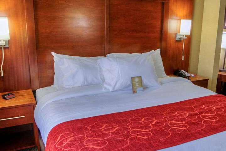 Room 17 of 48