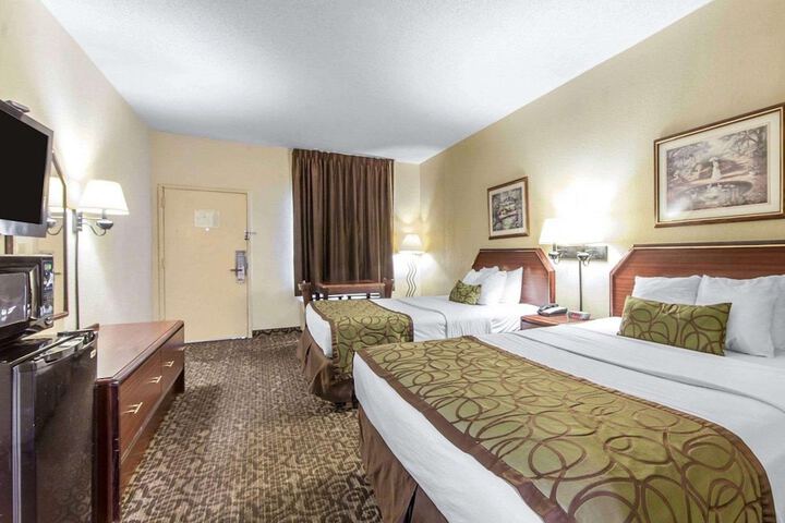 Room 40 of 52