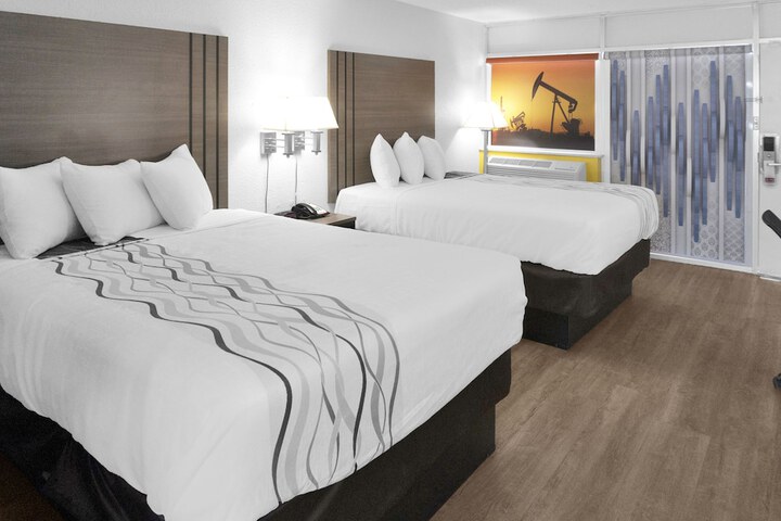 Room 37 of 52