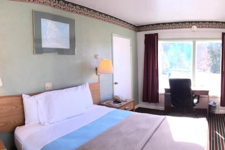 Room 19 of 30