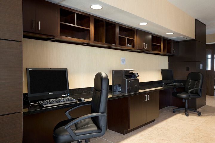 Wingate by Wyndham Seminole