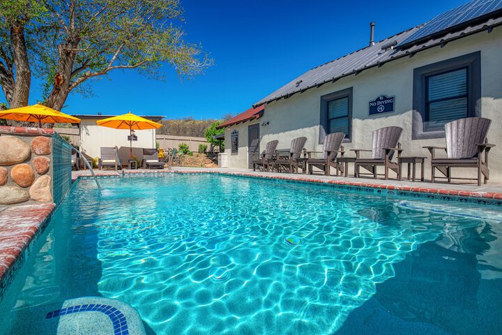 Pool 3 of 27