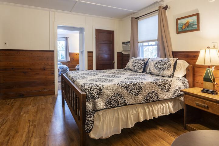 Room 186 of 309