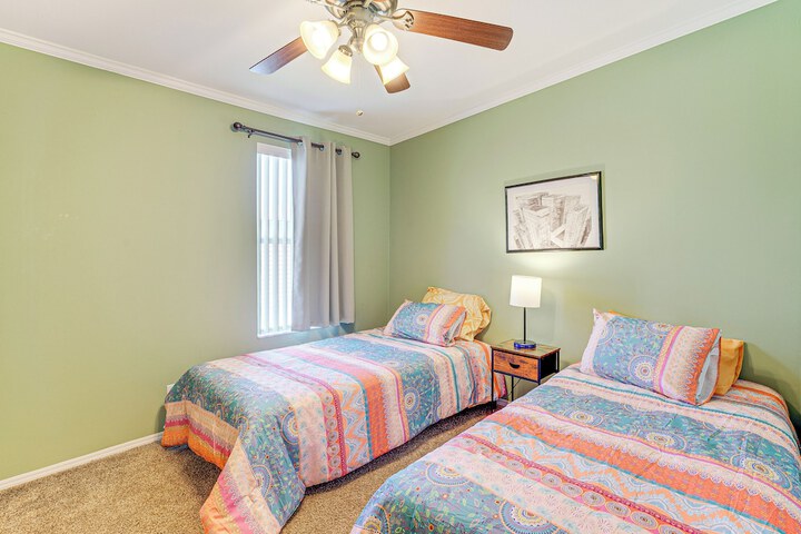 Swim Golf & Relax: Family Gem in North Fort Myers