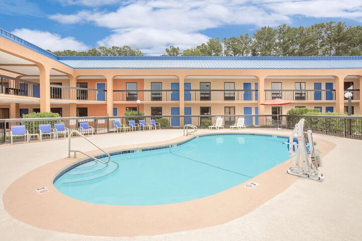 Pool 2 of 16